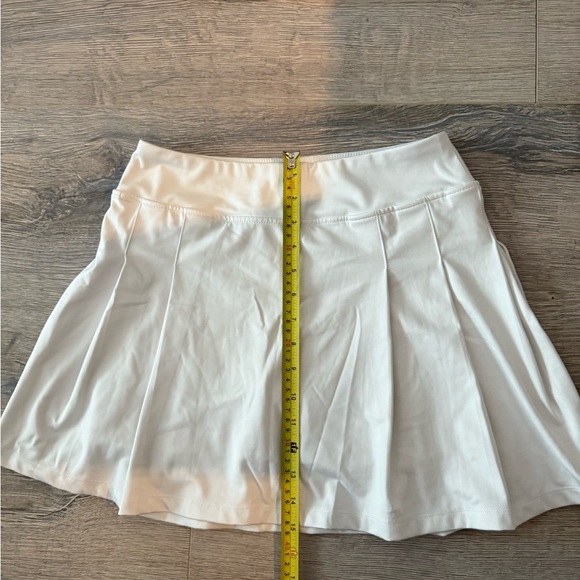 Tommy Bahamas Golf Skirt - Picture 3 of 4